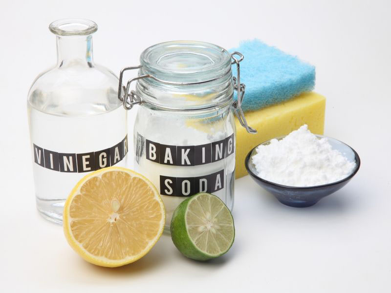 Using bicarbonate of soda to clean your fridge
